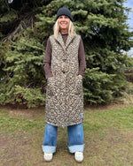 Load image into Gallery viewer, Long Pocket Vest-Buttcoats
